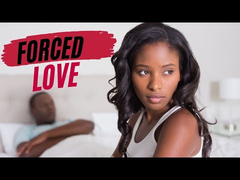 8 Top signs she forcing herself to love you