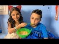 Heidi Play A Babysitter For Brother