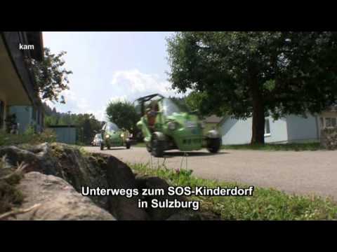 Bad Bellingen 2013 - Hubert Fredrich und seine Zuneigung zum E-Mobil