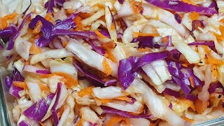 סלט כרוב חמוץ פרווה טעים ובריא  cabbage salad מטבח בקלי קלות ליהי קרויץ (ליהי קרויץ - מטבח בקלי קלות) - התמונה מוצגת ישירות מתוך אתר האינטרנט יוטיוב. זכויות היוצרים בתמונה שייכות ליוצרה. קישור קרדיט למקור התוכן נמצא בתוך דף הסרטון