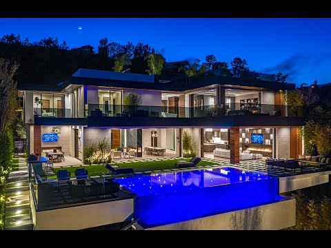 950 Kenfield Avenue | Brentwood - The Agency