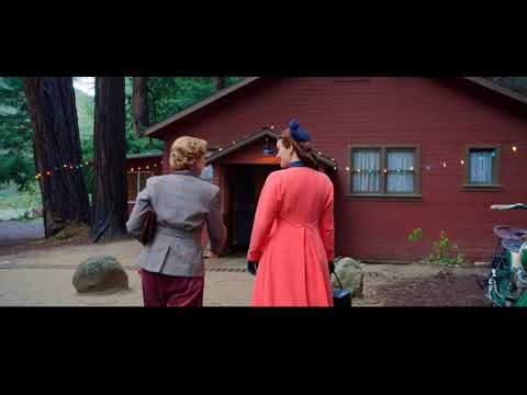 Mildred & Gwendolyn | Women's Bar | Ratched Sub. Español