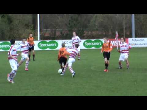 Lelystad C1 - v.v. De Meern C1 Doelpunt van Vinny 0-1.MPG