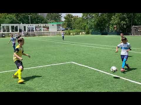 Progresul Spartac (bleu)(2013) - Real Crangasi (2012) - 1 repriza (18.06.2022)( turneu Valencia )