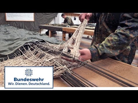 Gelöbnis des Fallschirmpackers - Bundeswehr