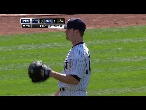 DET@NYY: Ryan turns a big double play in the 9th