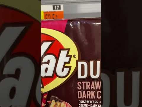 KITKAT DUOS ||STRAWBERRY AND DARK CHOCOLATE #shorts#shortsvideoviral#kitkat#kitkatlovers#shortsvideo