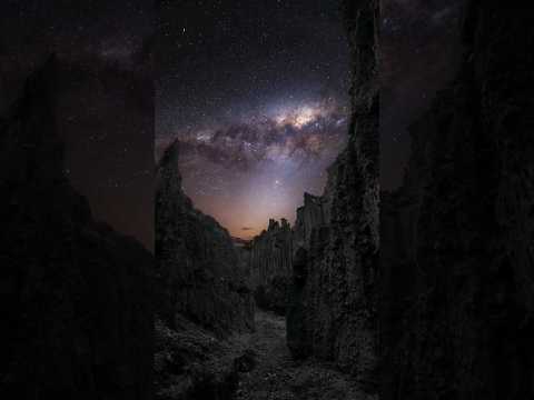 Milky Way Timelapse in a place with no light pollution #milkyway #nightphotography #newzealand #nz