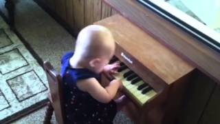 Toddler Plays Piano Like Jerry Lee Lewis