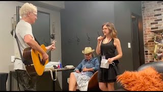 REO Speedwagon - "Keep On Loving You" Live With Lisa Loeb