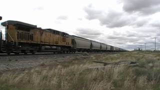 preview picture of video 'Eastern Idaho Railroad UP Runthrough Grain Train'