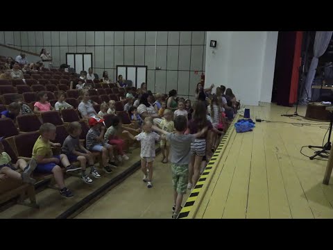 A Ringató vendége volt a KLÁRISOK zenekar