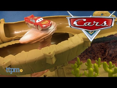 Mattel Disney Pixar Cars 3 Willys Butte Transforming Track Set DVF40 Auto trase