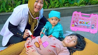 Download lagu PERUT KU BUNCIT SAKIT 🤕 BANYAK ES KRIM - MAIN DOKTER DOKTERAN mp3