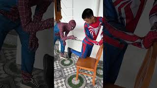 Download lagu Spiderman vs Spider Gwen Gwen gave Spiderman an injection #Marvel #Animation #viral #trending mp3 Download lagu Spiderman vs Spider Gwen Gwen gave Spiderman an injection #Marvel #Animation #viral #trending mp3