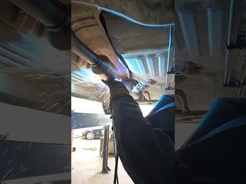 Replace catalytic converter on 2006 Toyota Corolla