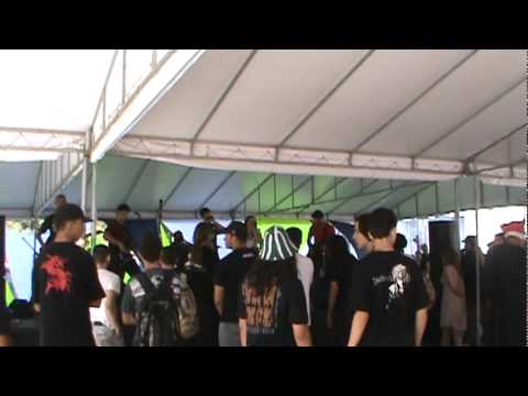 Banda AKAband - HighSchool of The Dead - nipPOP 2011