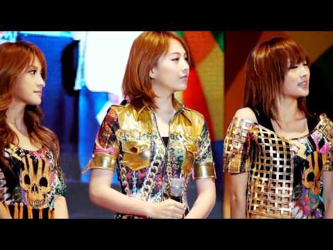 [FanCam]111002 KARA Cultwo Show by PizzaBbang