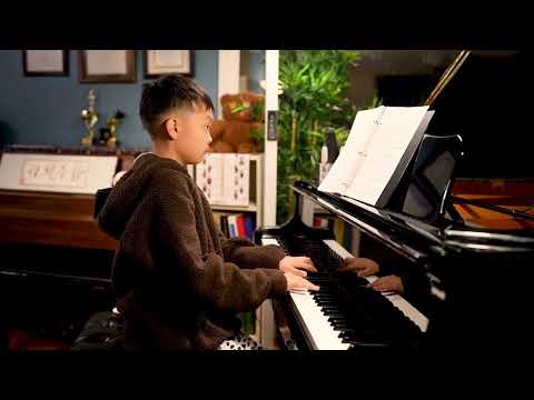 Week 304 - Waltz Sostenuto in E flat Major, B133 by Chopin