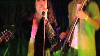 Download lagu EZLYNN - 'Hi Hi Bye Bye' ( MV) mp3