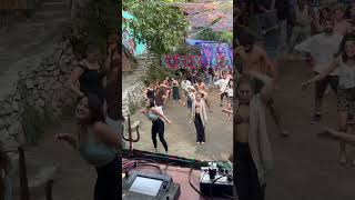 Download lagu #beautiful #girls #on #the #dance #floor #kasol #psytance #psytrancefestival #india mp3