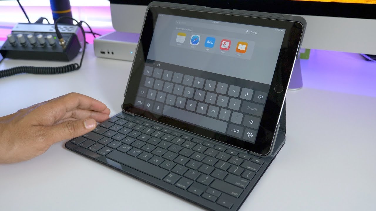 FOUR year battery life? Logitech's 2017 iPad Slim Folio keyboard case