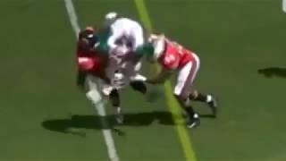 Danny Amendola body slammed by Leonard Floyd
