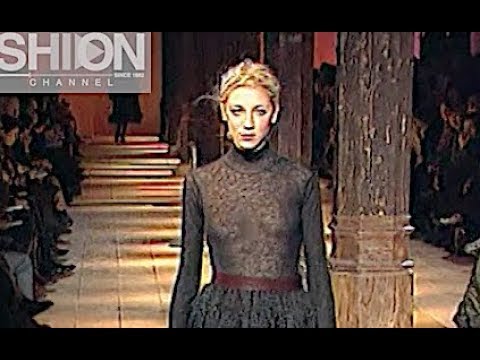 ROMEO GIGLI Fall 2000/2001 Milano - Fashion Channel