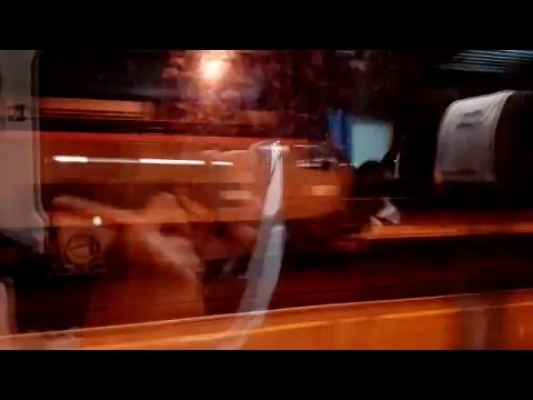 Oczekujący na odjazd TLK Osterwa z okna TLK Noteć.