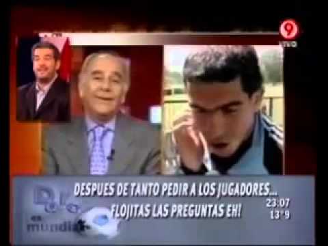 A Carlos Tevez Le Dicen Que Es Feo Y Se Enoja