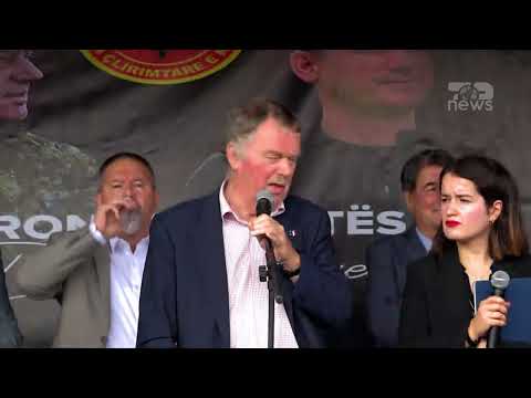 Top News- Në Hagë kërkohet drejtësi / Mijëra shqiptarë në mbështetje të ish-krerëve të UÇK