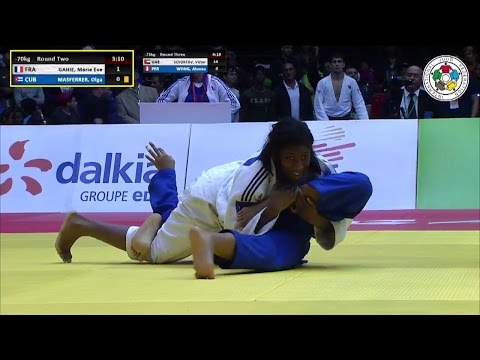 women judo sankaku 3 - almost