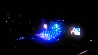 STRONGER | Tina Barrett (S Club 7) [Live in Glasgow]