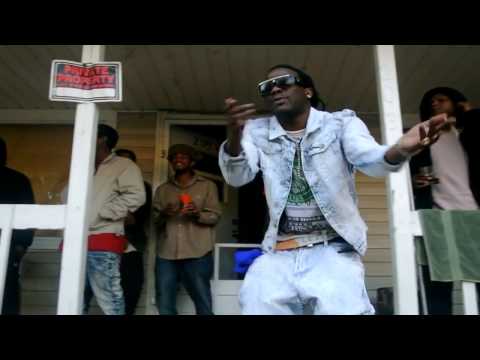 D MONEY - HEAVYWEIGHT ( OFFICIAL MUSIC VIDEO )