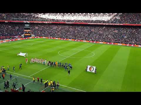 AFC Ajax - Feyenoord 3-0 opkomst met vuurwerk