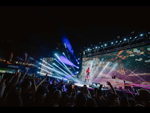 REBEKA BROWN LIVE PERFORMANCE Main Stage