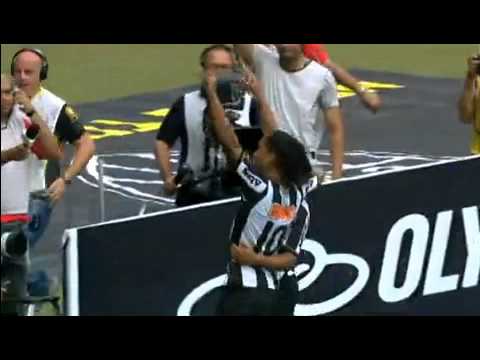 Gol de Araujo Cruzeiro 2 x 1 Atlético-MG pelo Campeonato Minieiro 03/02/2013