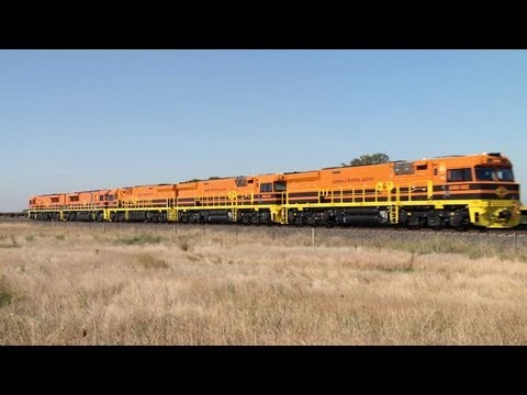 GWA & GWU Class Diesel Locomotives Delivery Run (5/4/2012) - PoathTV Australian Trains and Railways