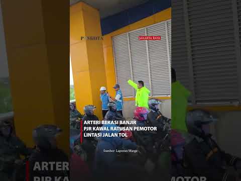 Ratusan pemotor lintasi jalan tol