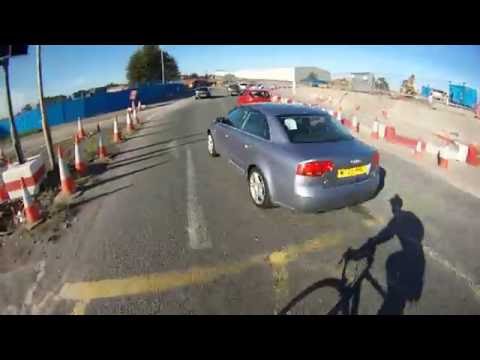 MT05HHL - Must Get To Red Light