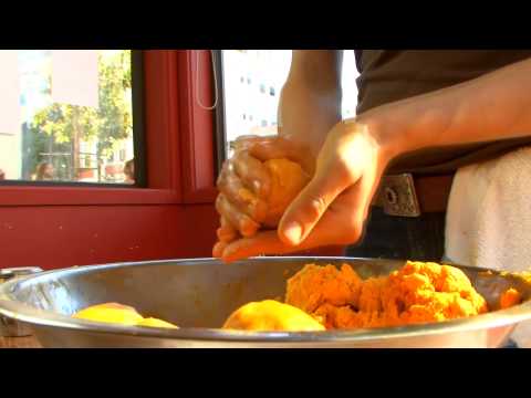 How to make Hallacas (part 2 of 3)