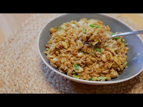 Fried rice with egg and tuna