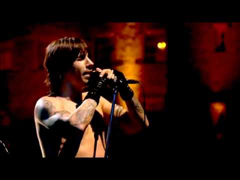 Red Hot Chili Peppers - Under the Bridge - Live at Slane Castle