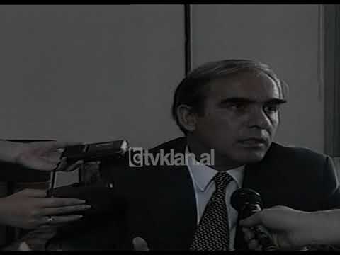 Lajme Arkiva - Partia Social Demokrate Skender Gjinushi (04 Shtator 1998)