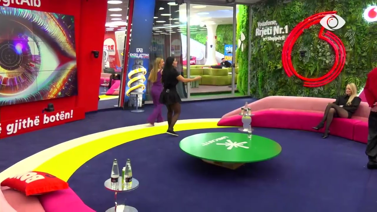 “A je kloun?”/ Edisa debaton me Malin: Je gazmor