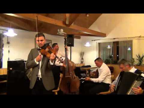 Hauskapelle Weihnachten 2012 - Swing Medley