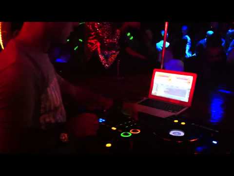 Dj Ozzy - Bodrum Catamaran 51 - www.djozzy.com