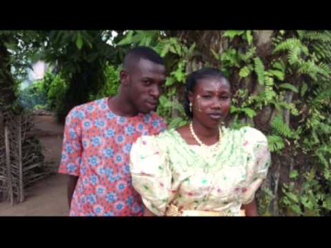 Apichèkè et AC - Ki Zako Attalaku