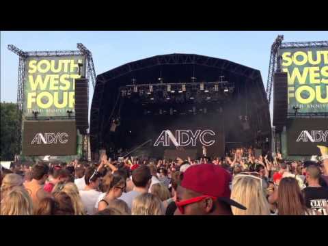 SW4 2013 - Carl Cox, Pete Tong, Eric Prydz, Armin Van Buuren, Knife Party, Andy C, Baauer, DJEZ...