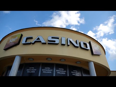 Alex Gray shows you around King's resort!